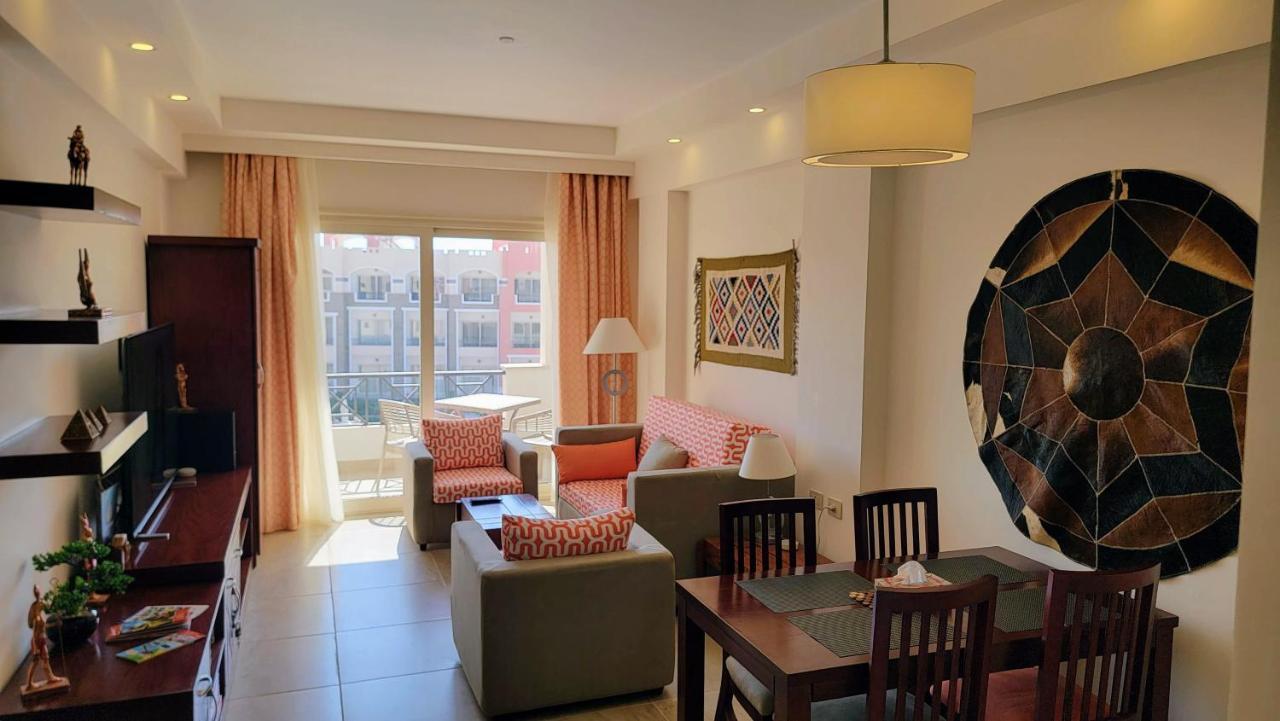 Oyster Bay Beach Resort - Luxury Serviced Condo Marsa Alam Buitenkant foto