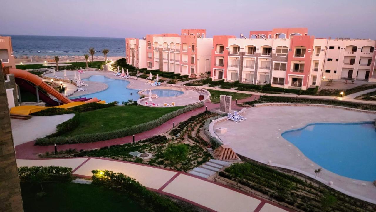 Oyster Bay Beach Resort - Luxury Serviced Condo Marsa Alam Buitenkant foto